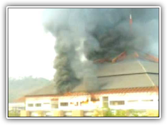 ตึกแหลม ม.พะเยาไฟไหม้