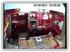 บุกปล้นร้านทองภูเก็ต