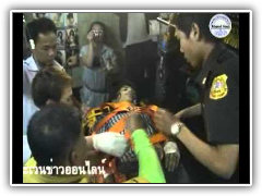 หนุ่มอุดร มือติดช่องจ่ายกระดาษ